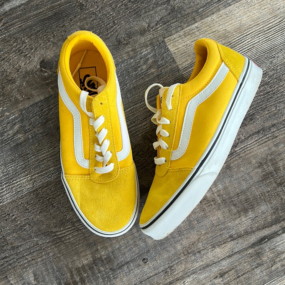 Yellow Vans  women’s 7.5. Like new.